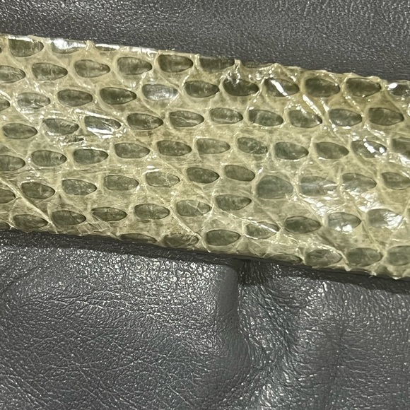 Leather and snakeskin clutch - Picture 11 of 12
